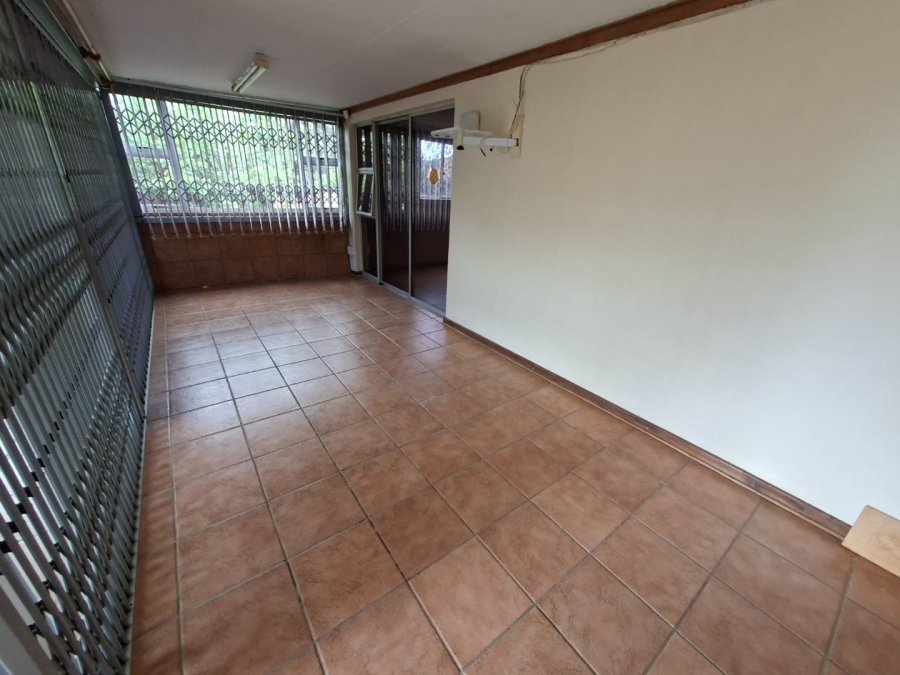 To Let 8 Bedroom Property for Rent in Dan Pienaar Free State